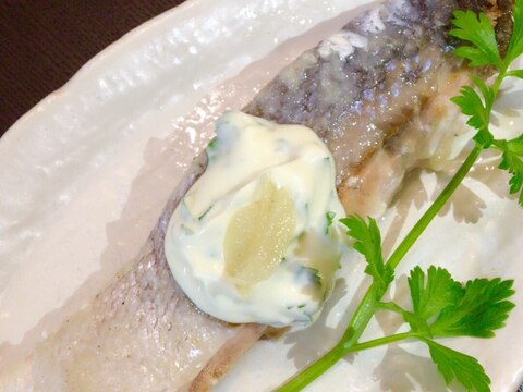 辛子ハーブマヨで食べる『鮭のムニエル』